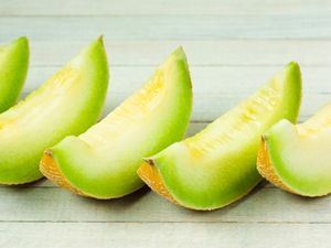Picture of Melon - Honey Dew (Half)