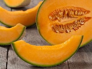 Picture of Melon - Rock (Half)